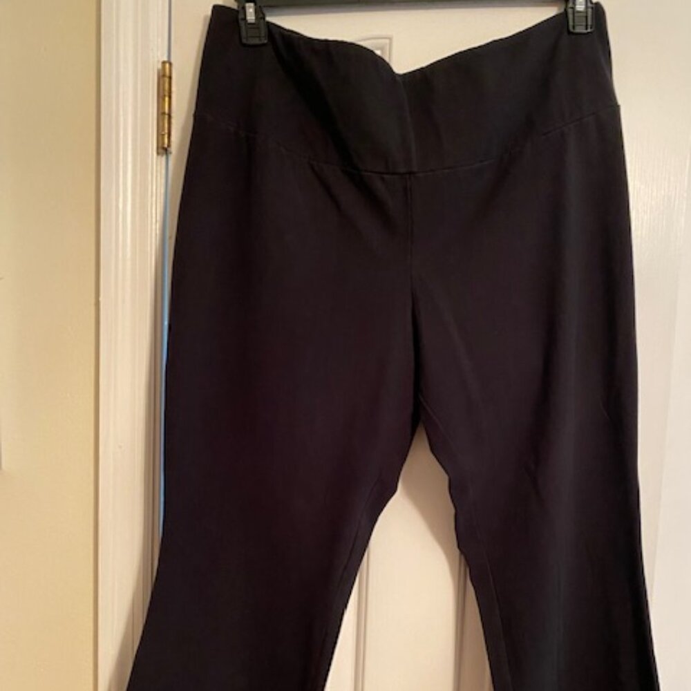 Women with Control Pants - Picture 2 of 4
